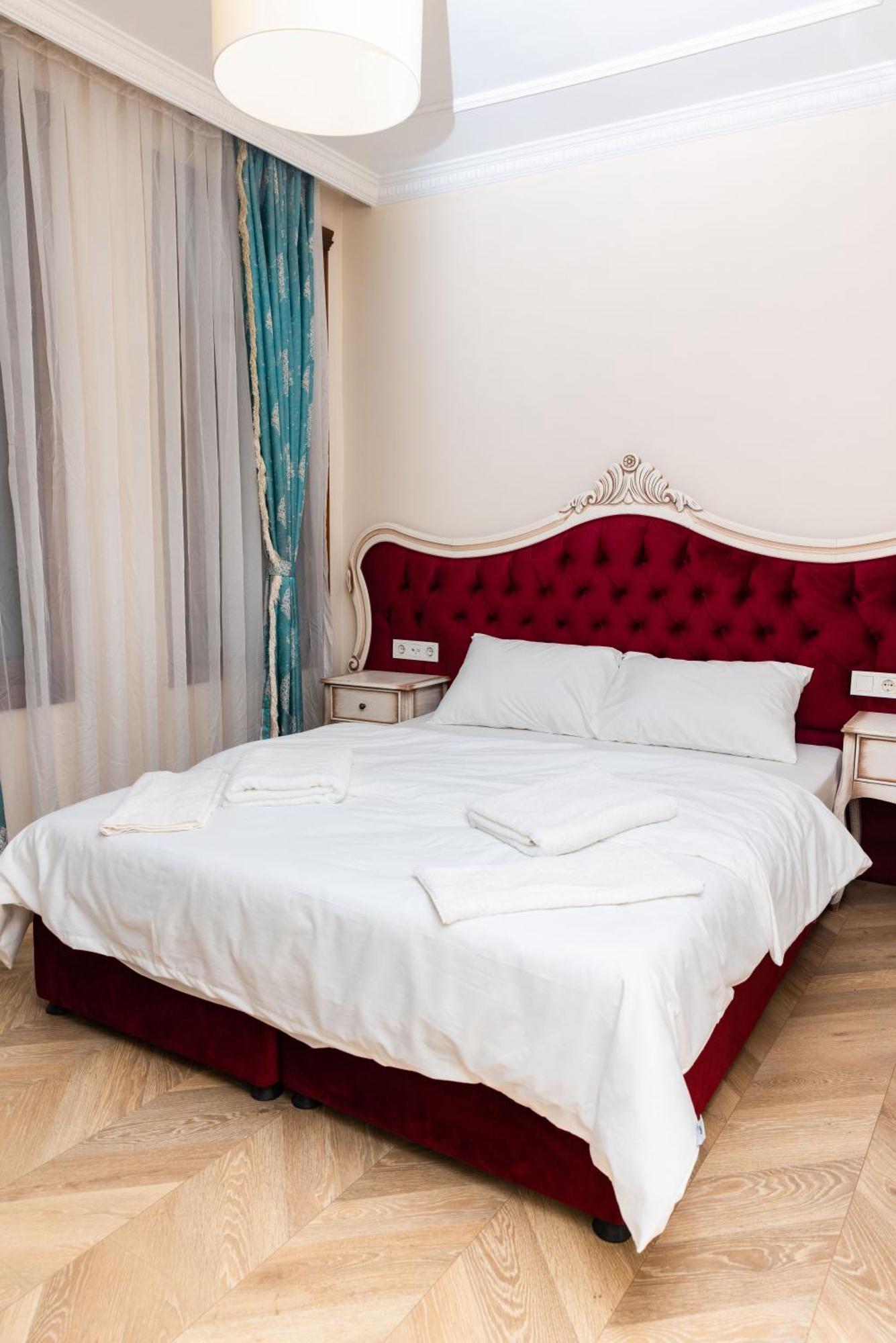 Mirapartotel Истанбул Екстериор снимка