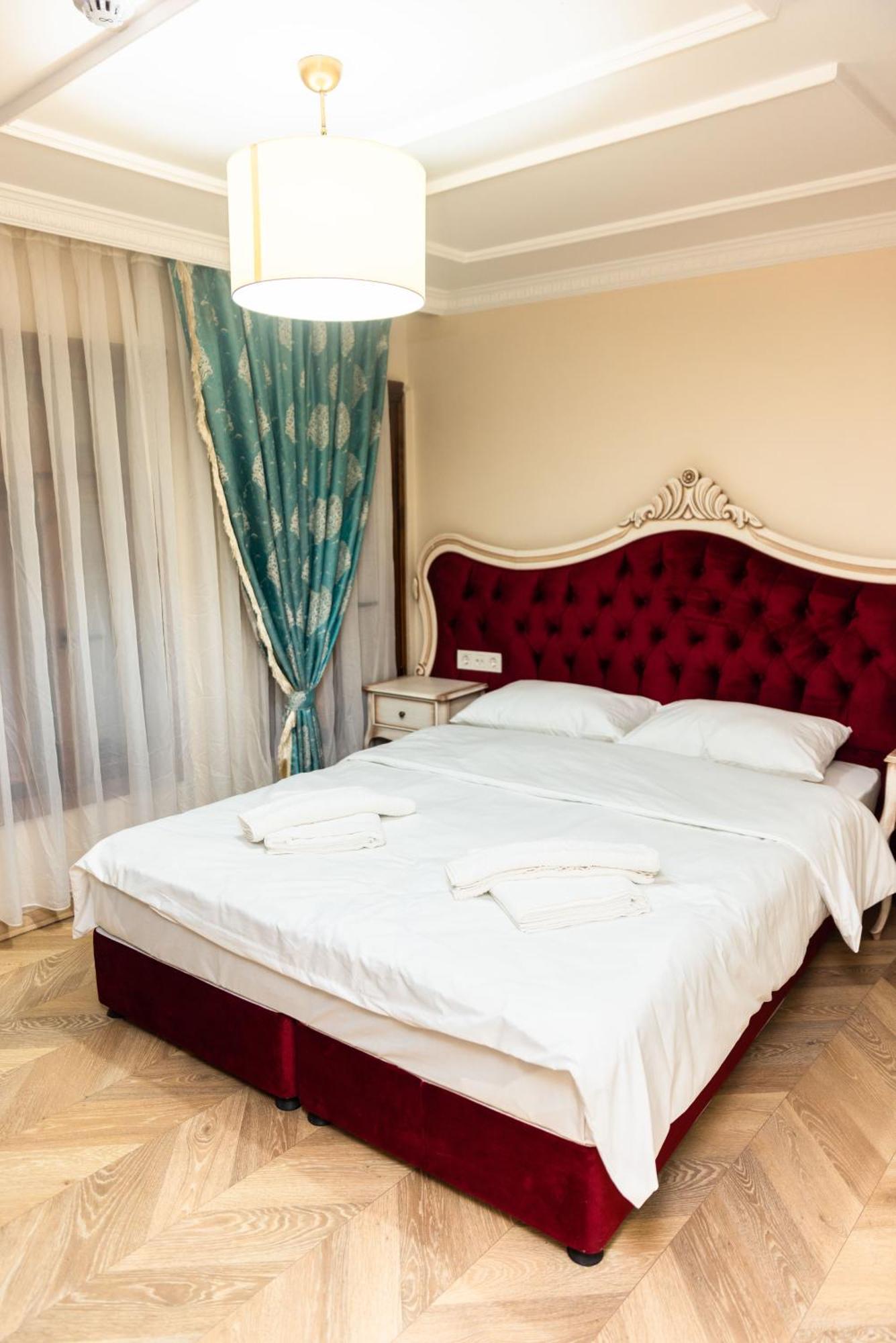Mirapartotel Истанбул Екстериор снимка